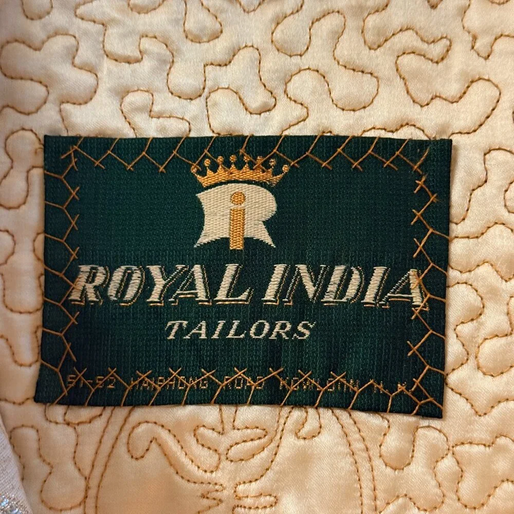 Royal India Tailors Metallic Gold & Silver Brocade Coat β Vintage Mod Glam β - Picture 6 of 11